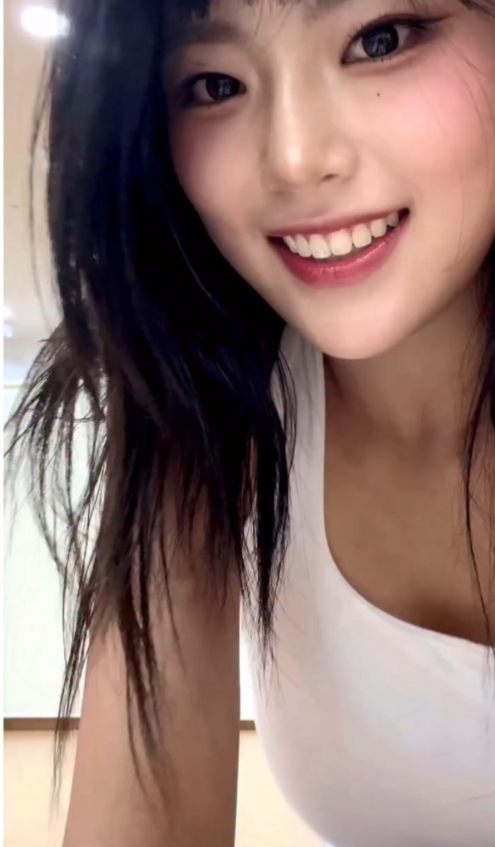 edee54f5d4fb4affccd53df9db60228c_1758506357_7752.jpeg