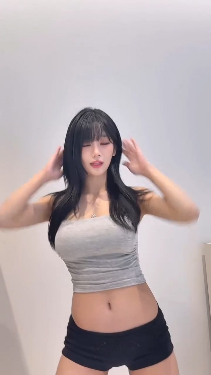 4790b8f01ceaa8f833f7061a8659308d_1762954978_7503.jpg