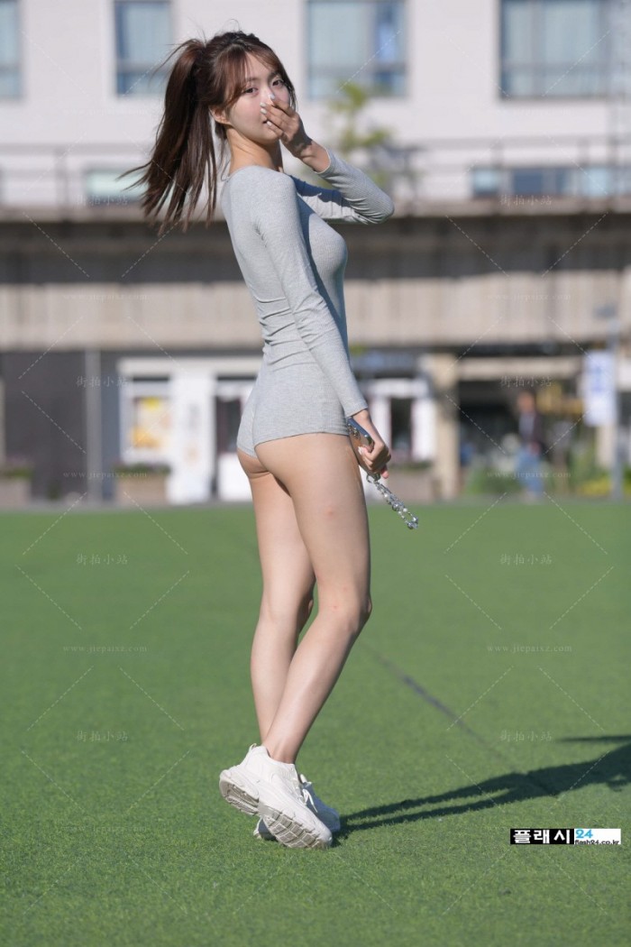 4d58aaaf3dc82264bb6f42c06918edb3_1764490653_2968.jpg